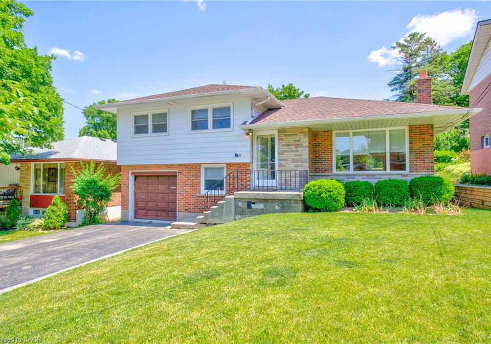 31-brodick-street-hamilton-ontario-40824204