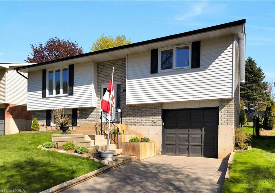 16-sandlewood-avenue-brantford-ontario-40824211