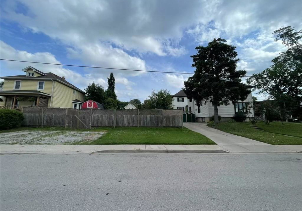 12-carleton-street-n-thorold-ontario-40824215