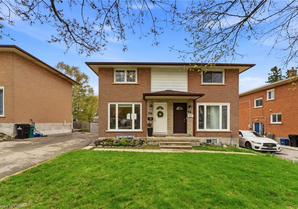616-pine-street-cambridge-ontario-40824221