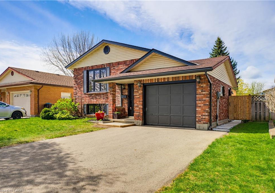 99-oakhurst-crescent-kitchener-ontario-40824227