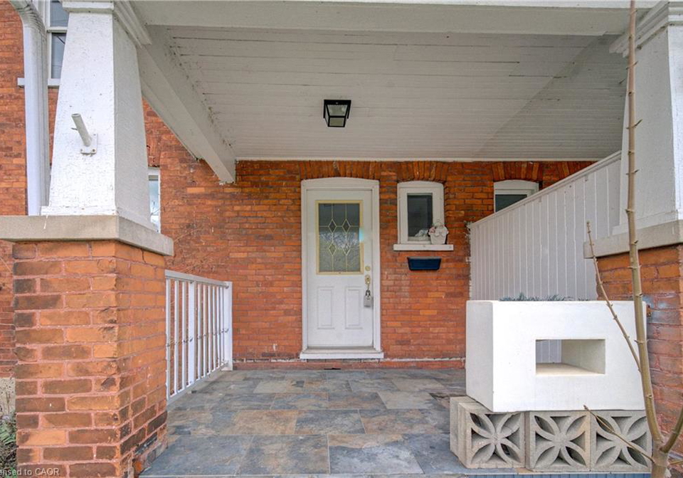 28-willow-street-paris-ontario-40824244