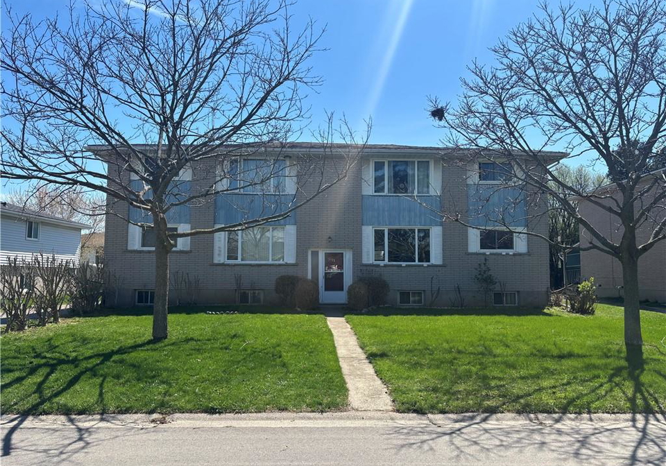 71-albemarle-street-brantford-ontario-40824245