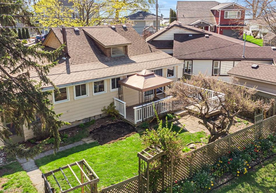 12-broad-street-port-dover-ontario-40824246