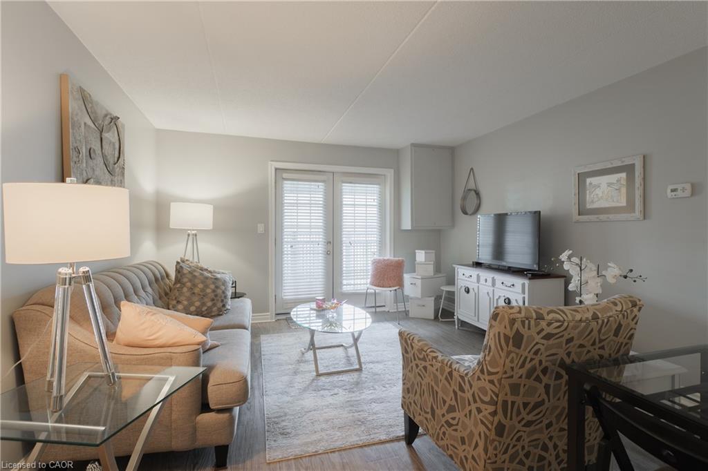 2040-cleaver-avenue-burlington-ontario-40824256