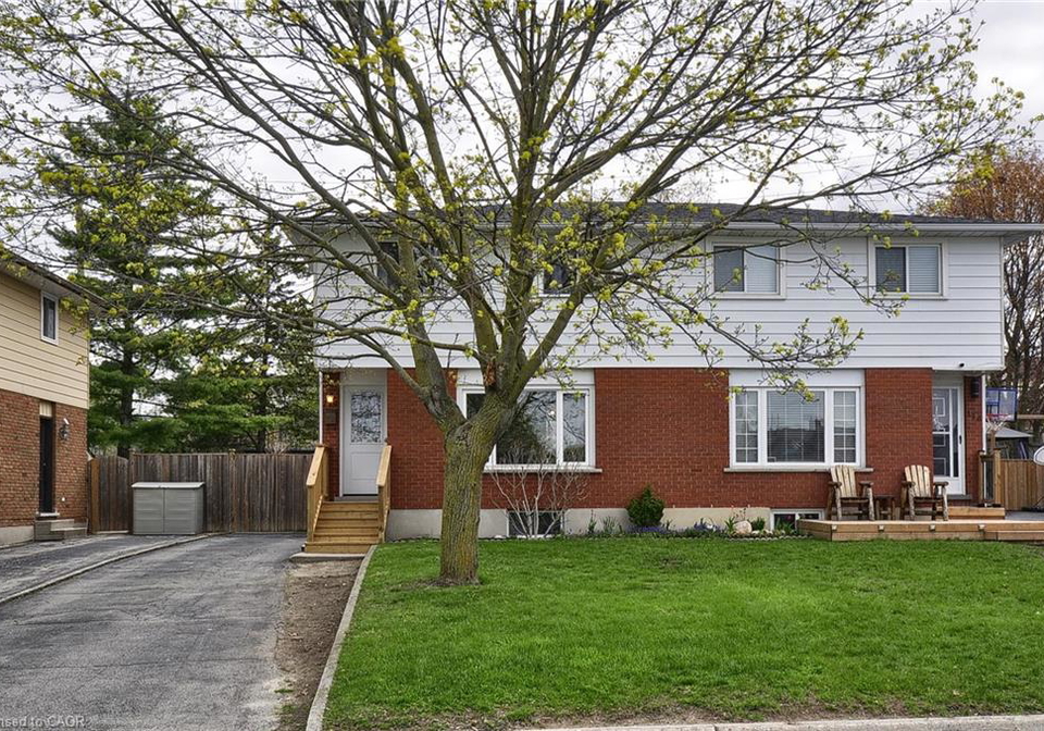 114-bakersfield-drive-cambridge-ontario-40824258