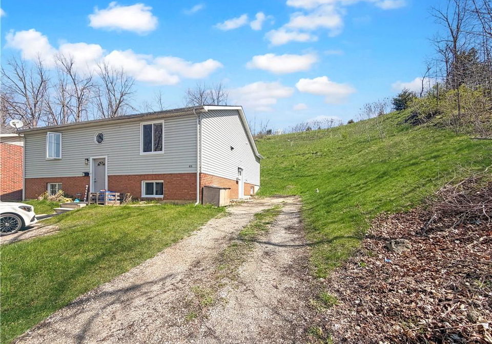 47-walnut-street-paris-ontario-40824284