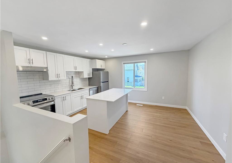 47-walnut-street-paris-ontario-40824284
