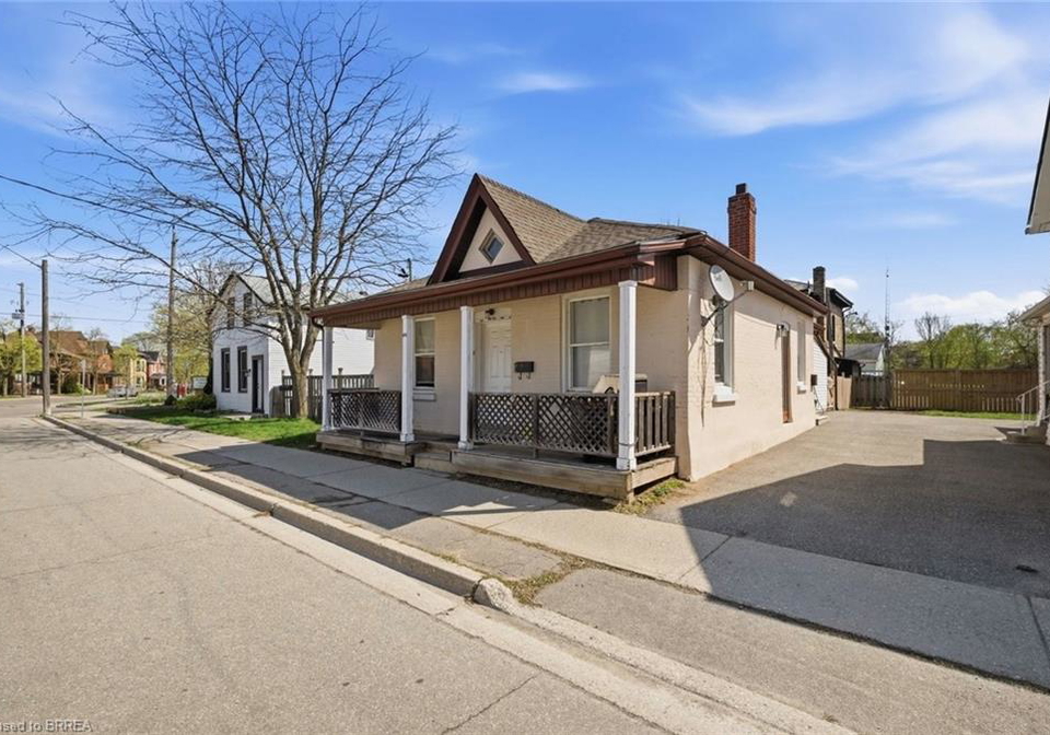 103-queen-street-brantford-ontario-40824308