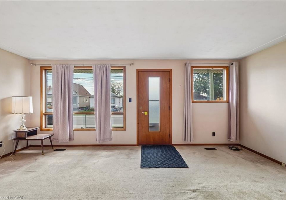 547-quebec-street-hamilton-ontario-40824313