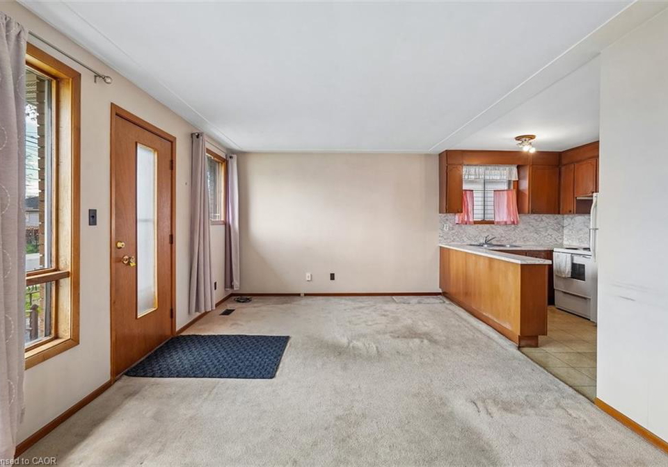 547-quebec-street-hamilton-ontario-40824313