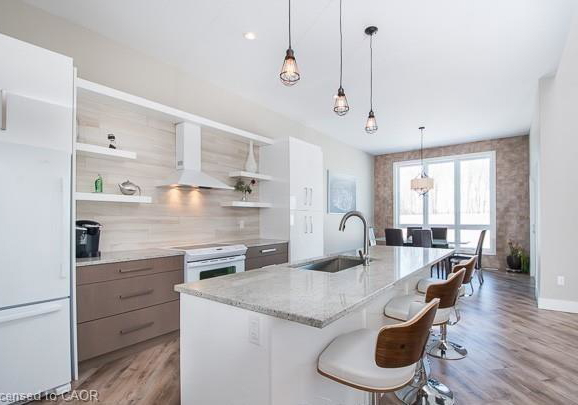 613-sweetbay-crescent-sarnia-ontario-40824320