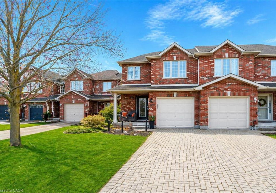 166-lawrence-lane-fonthill-ontario-40824344
