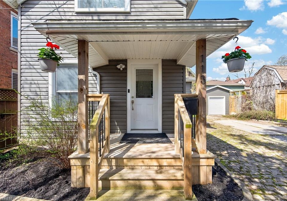 113-niagara-street-welland-ontario-40824347