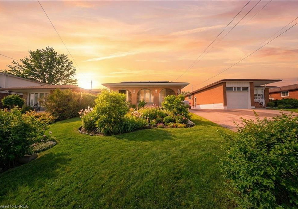 330-east-18th-street-hamilton-ontario-40824352