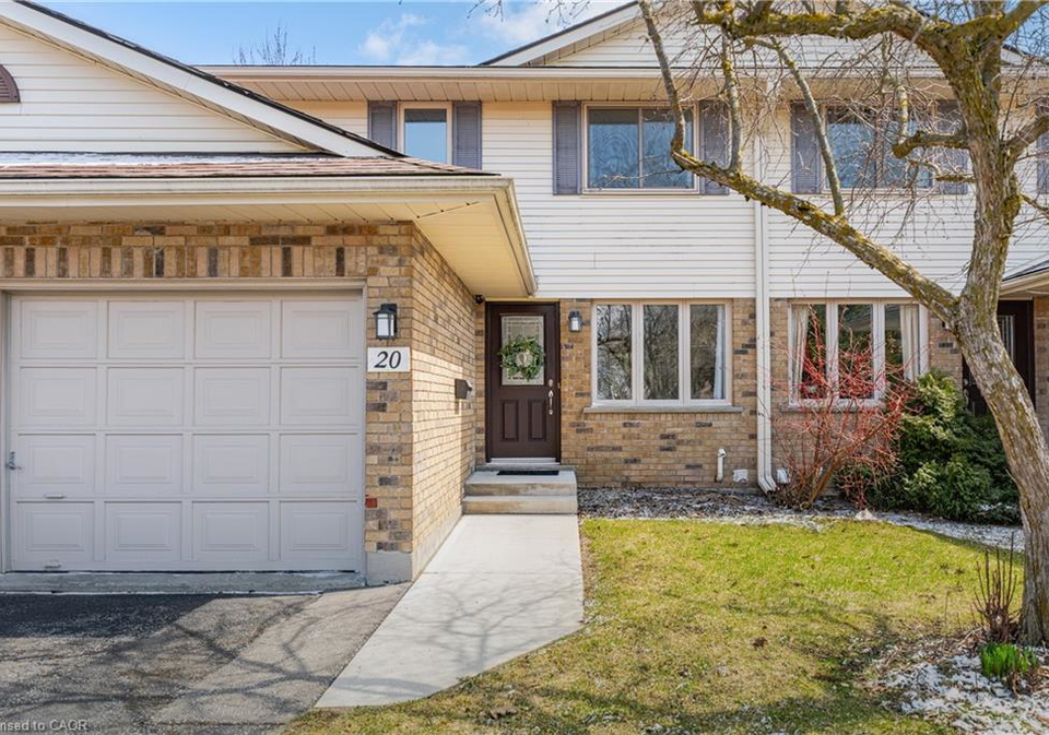 375-kingscourt-drive-waterloo-ontario-40824358