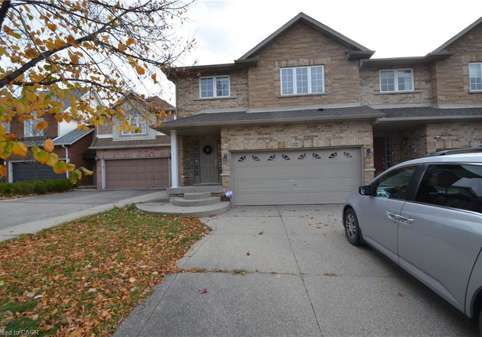 1132-harrogate-drive-ancaster-ontario-40824364
