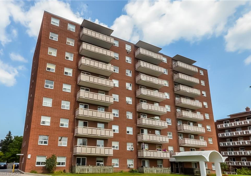 851-queenston-road-stoney-creek-ontario-40824399