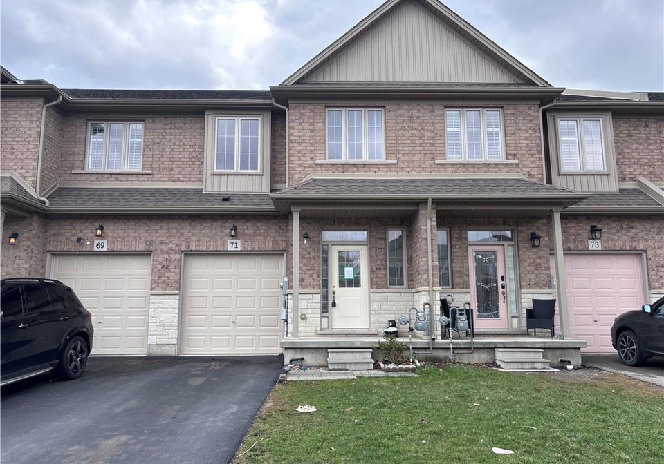 71-fairgrounds-drive-binbrook-ontario-40824401