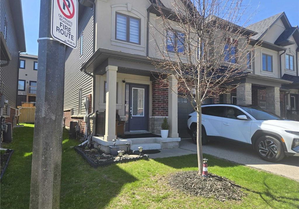 324-equestrian-way-cambridge-ontario-40824463