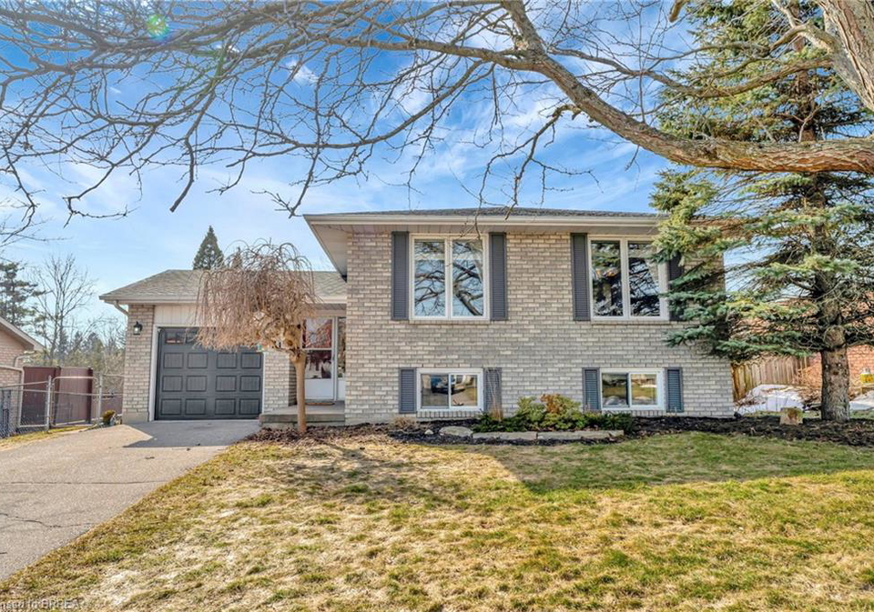 21-scott-street-st-george-ontario-40824494
