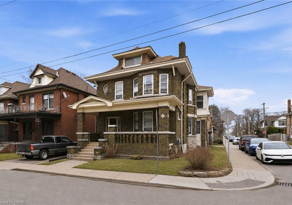 81-carrick-avenue-hamilton-ontario-40824535