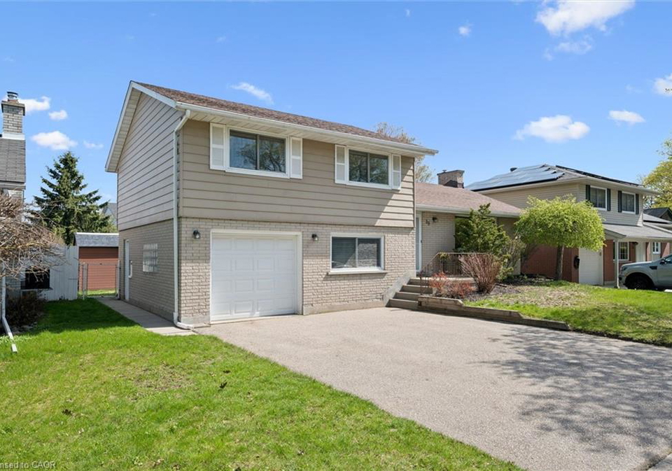 39-charlotte-crescent-kitchener-ontario-40824587
