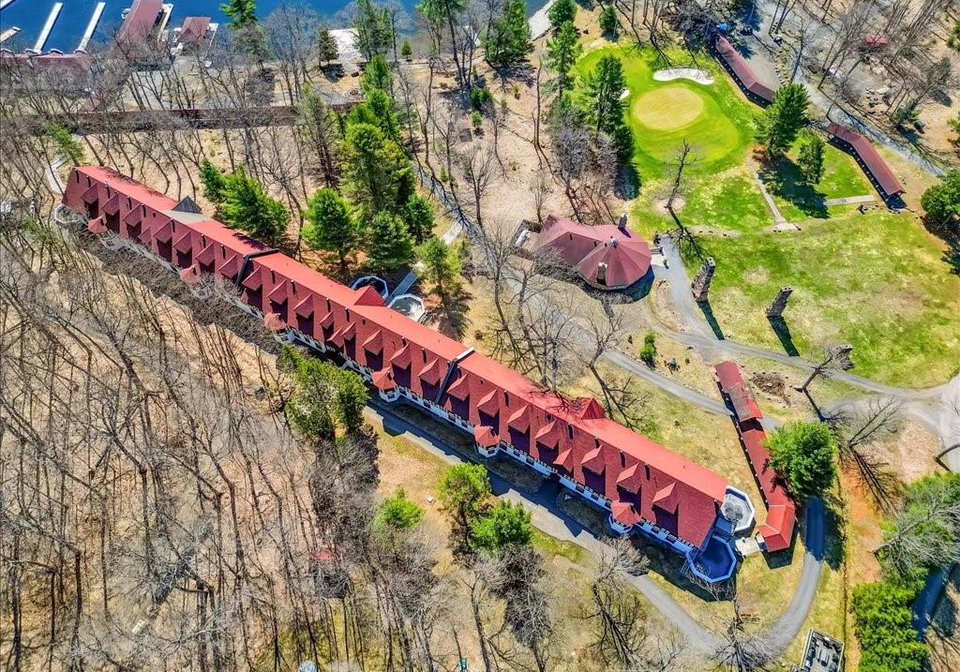12-bigwin-island-road-lake-of-bays-ontario-40824619