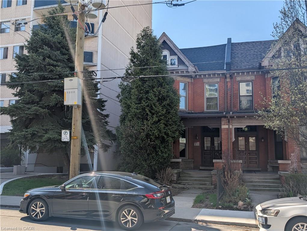 141-bold-street-hamilton-ontario-40824630