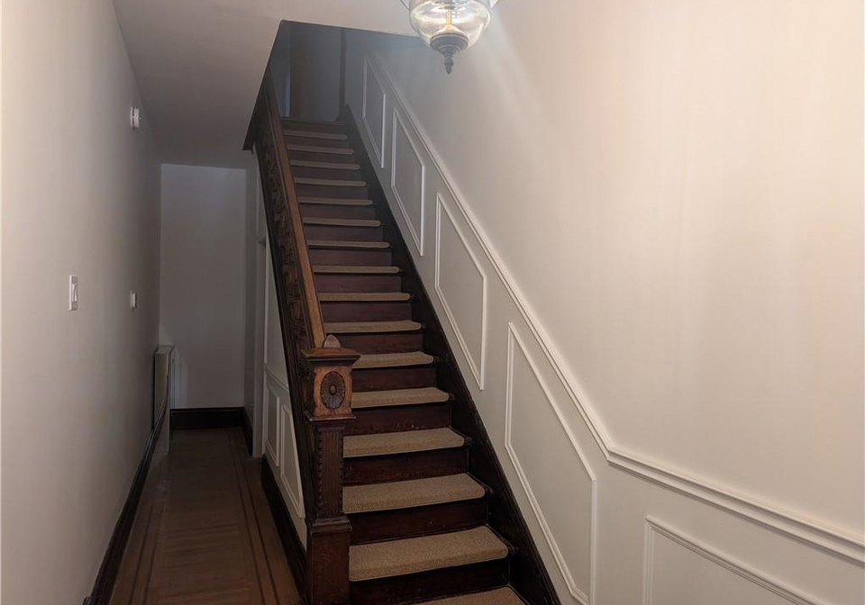 141-bold-street-hamilton-ontario-40824630