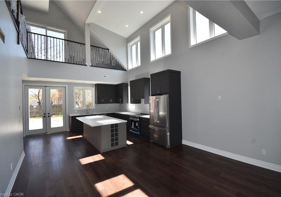 1294-coric-avenue-burlington-ontario-40824675