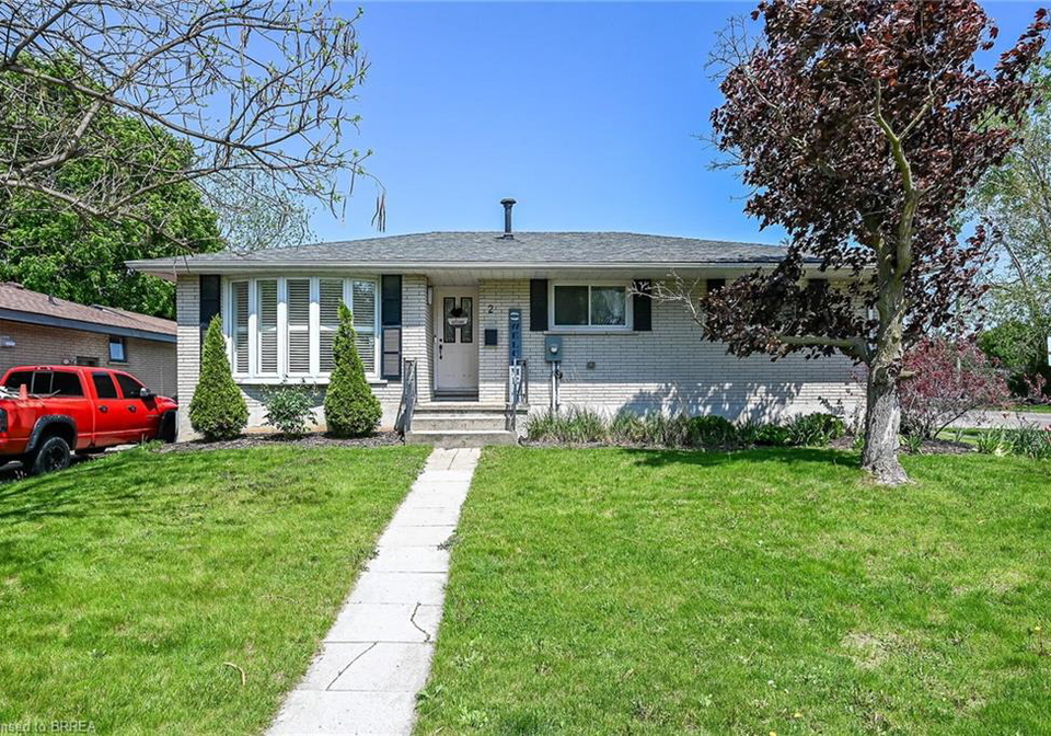 2-coachwood-road-brantford-ontario-40824686