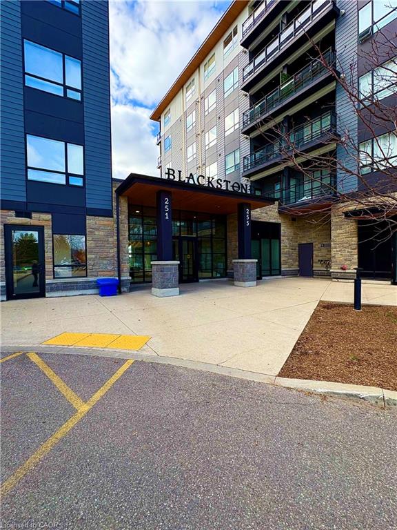 251-northfield-drive-e-waterloo-ontario-40824695