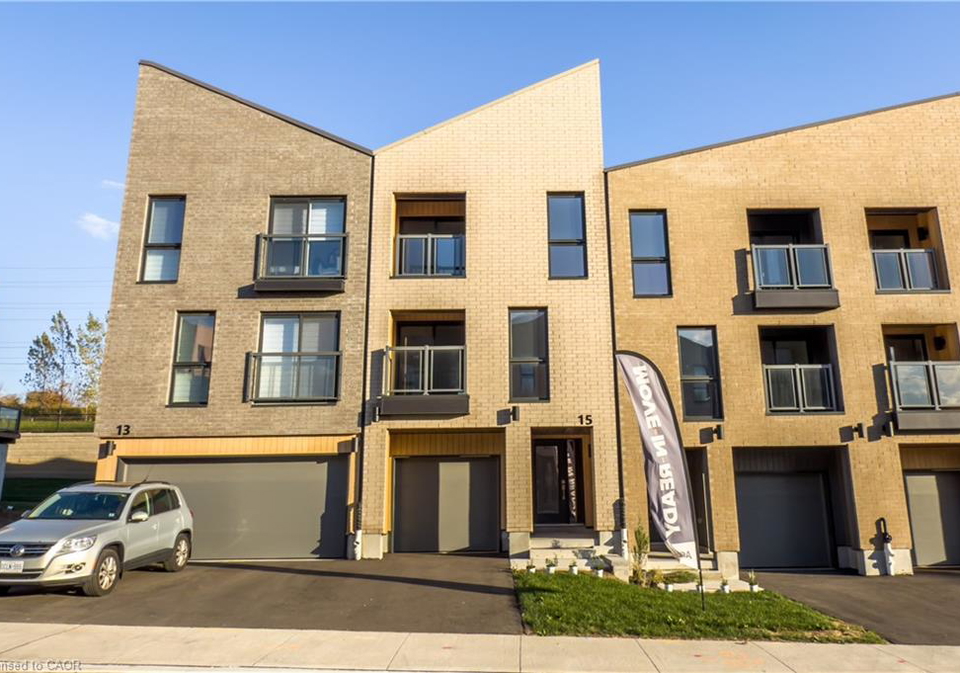 15-urbane-boulevard-kitchener-ontario-40824714
