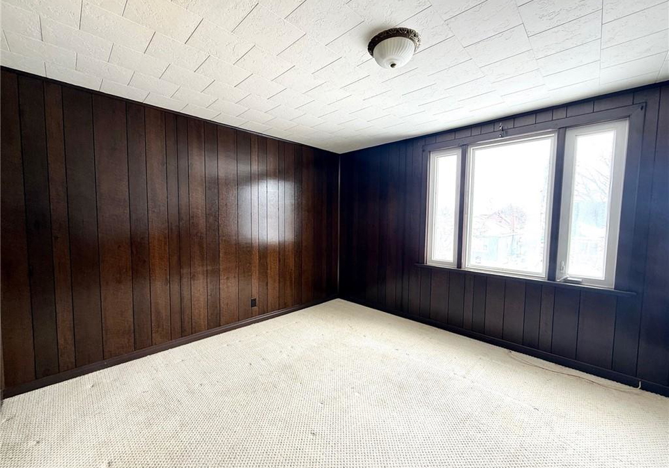 17-lyons-avenue-welland-ontario-40824747