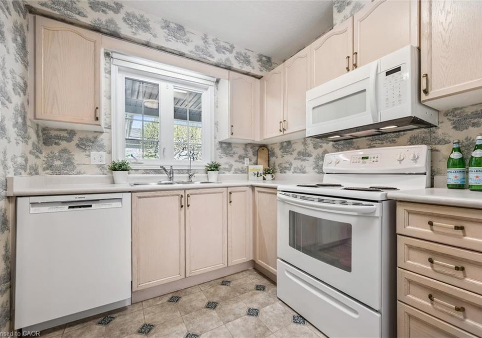 21-foell-street-baden-ontario-40824750