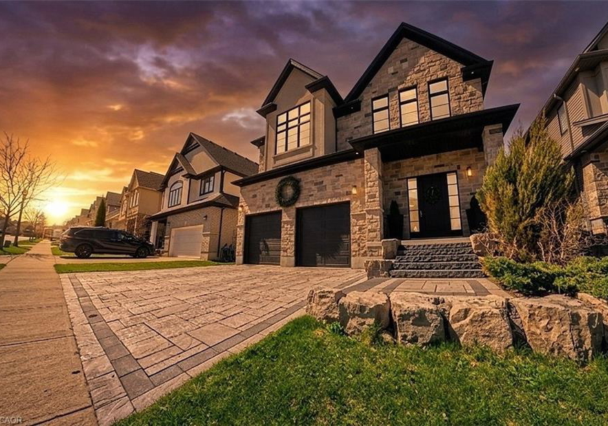 102-deer-creek-street-kitchener-ontario-40824753