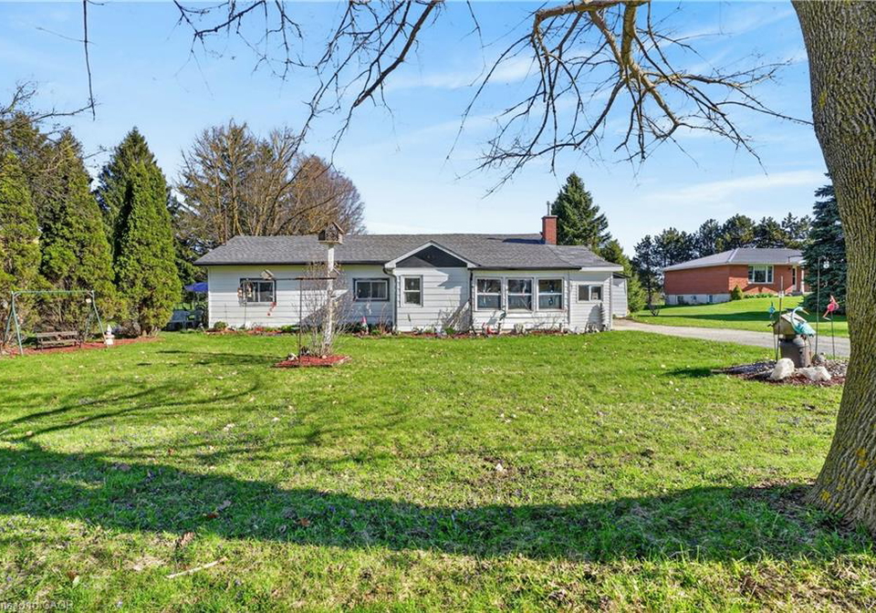 645-queen-street-w-mount-forest-ontario-40824761