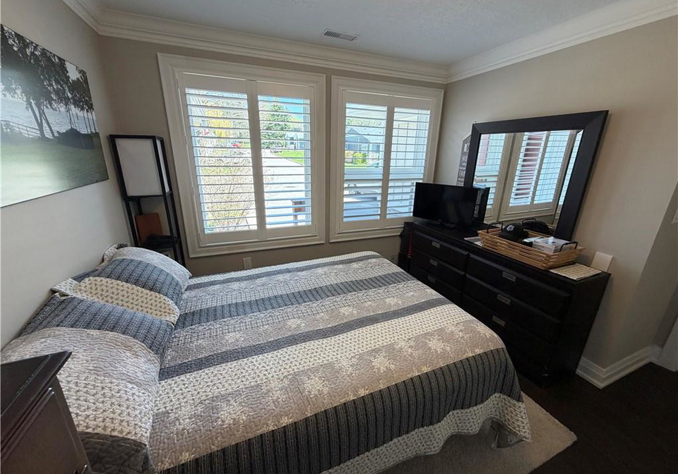 31-bishop-tonnos-way-hamilton-ontario-40824792