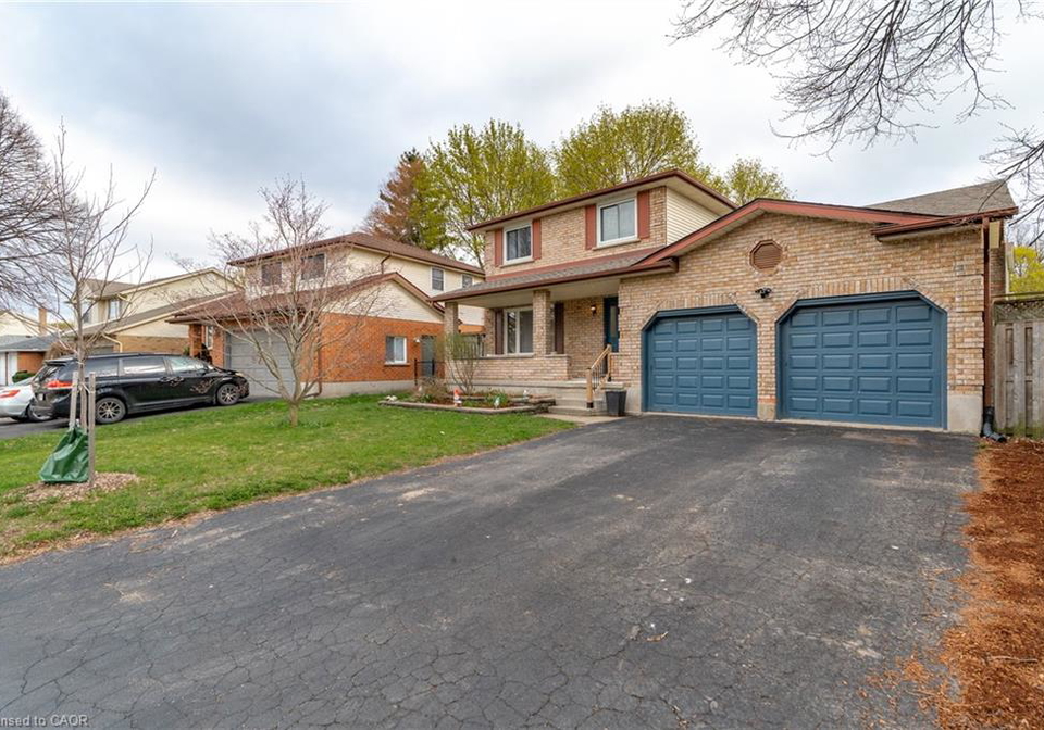 210-old-country-place-kitchener-ontario-40824817
