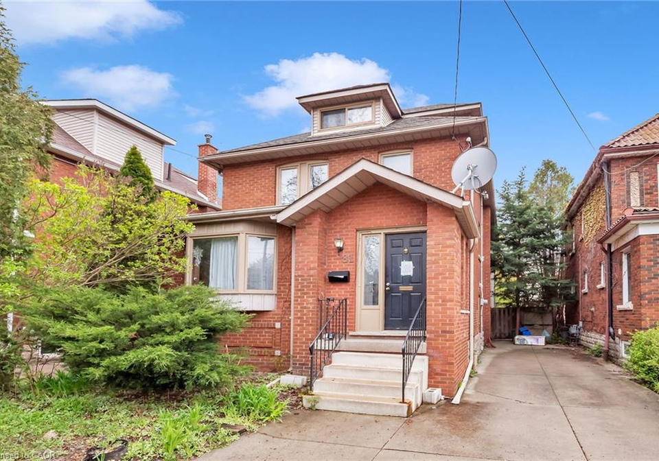 81-sterling-street-hamilton-ontario-40824903