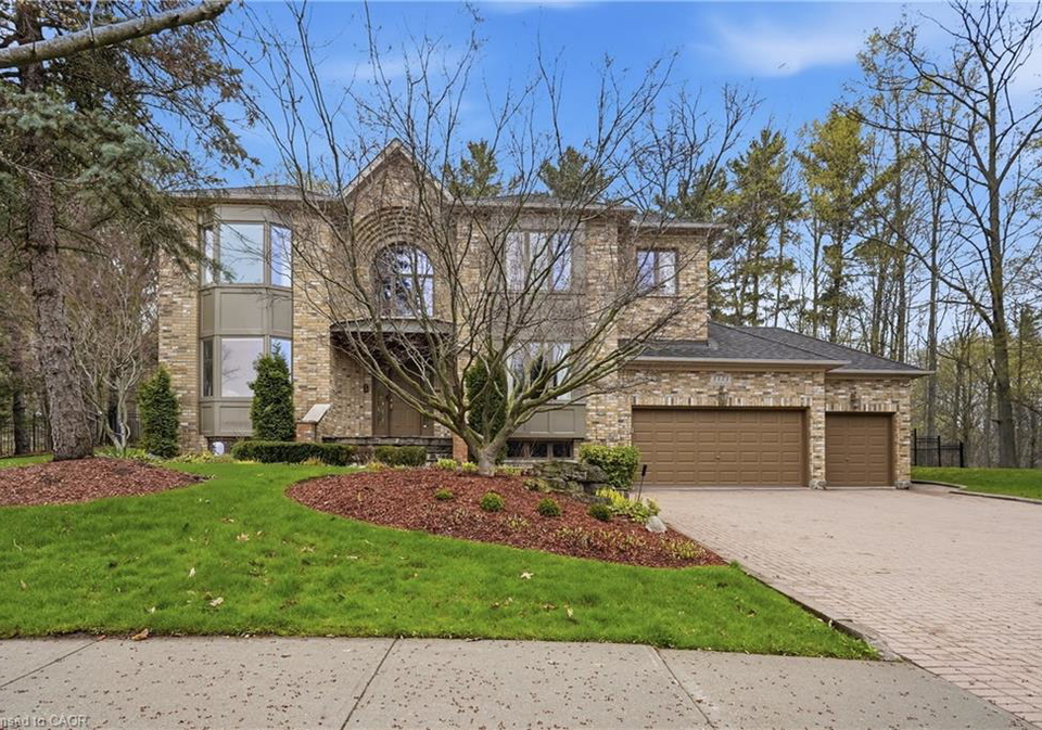 1121-forestvale-drive-burlington-ontario-40824925