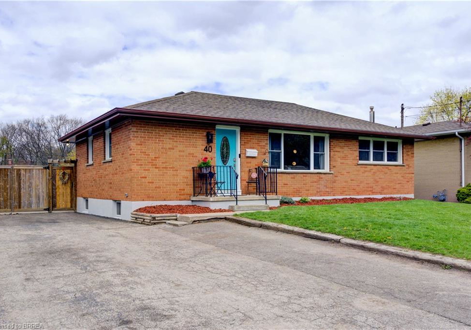 40-hickery-place-brantford-ontario-40824961