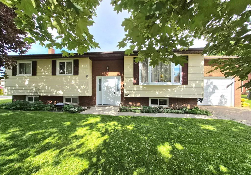 163-13th-a-avenue-hanover-ontario-40825023