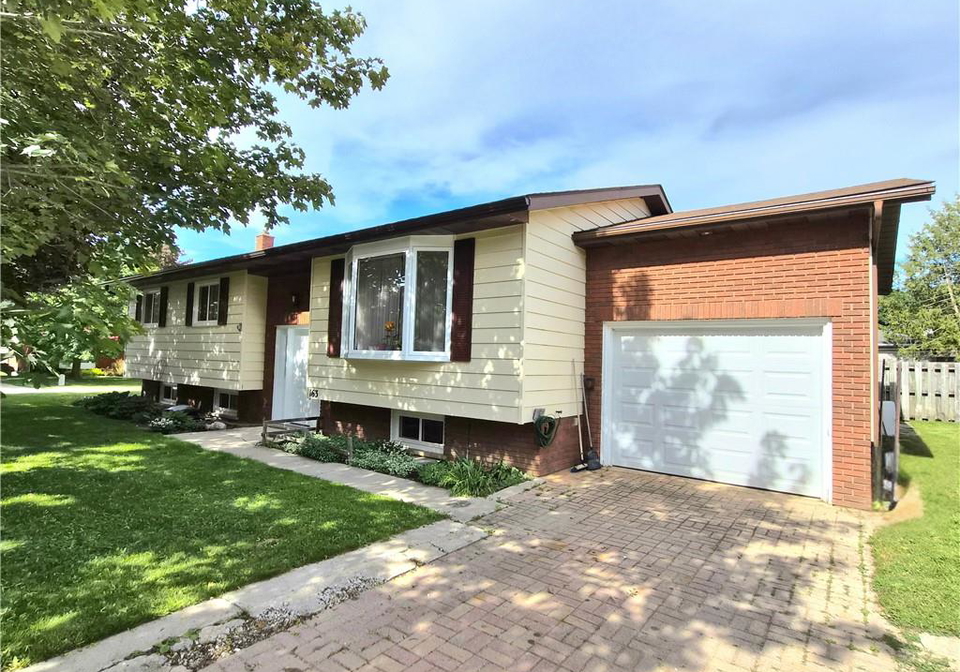 163-13th-a-avenue-hanover-ontario-40825023
