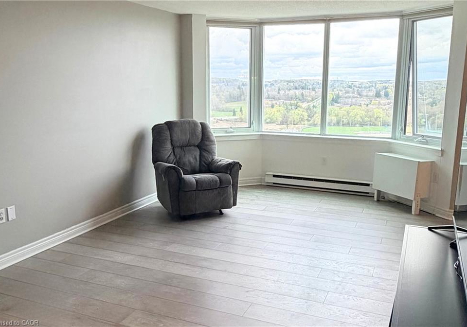 35-green-valley-drive-kitchener-ontario-40825025