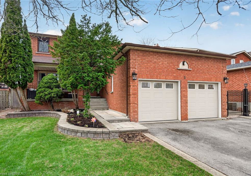 3-bowes-court-caledon-ontario-40825057
