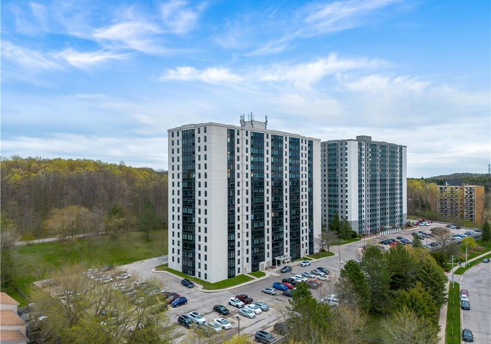 35-green-valley-drive-kitchener-ontario-40825074