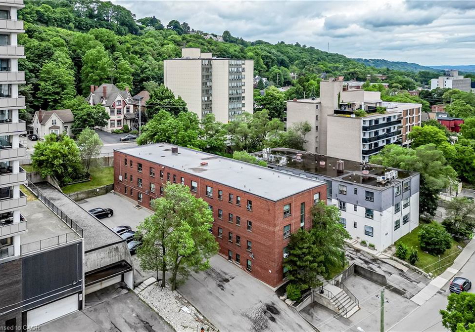 118-st-josephs-drive-hamilton-ontario-40825114