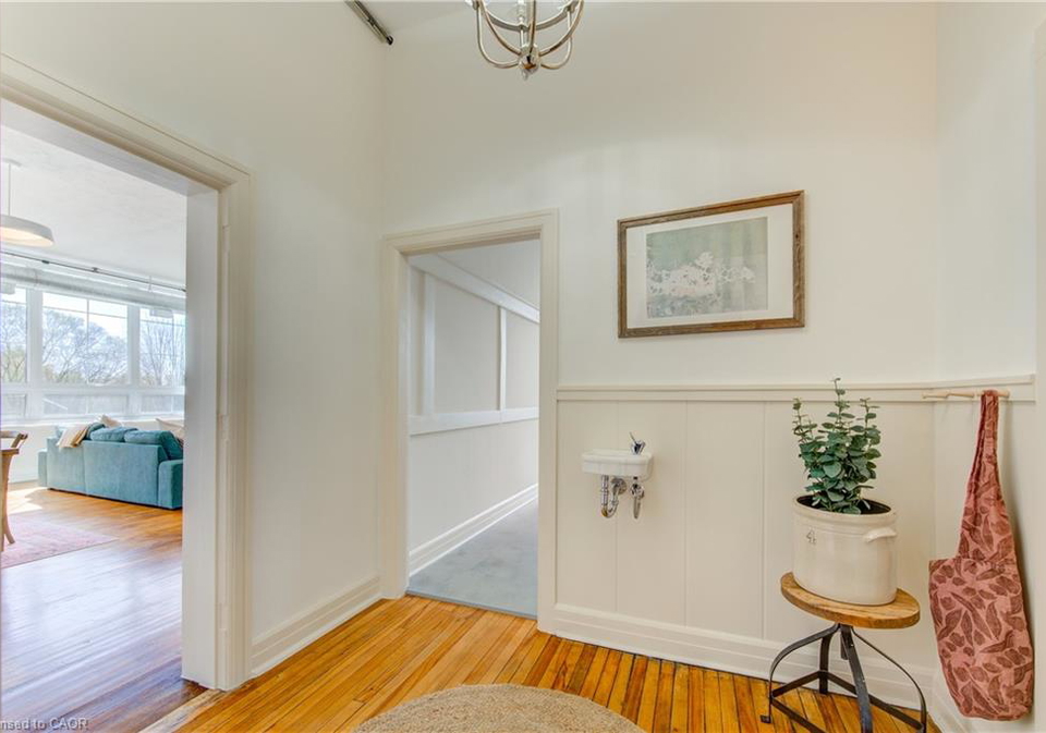27-chapel-street-woodstock-ontario-40825139
